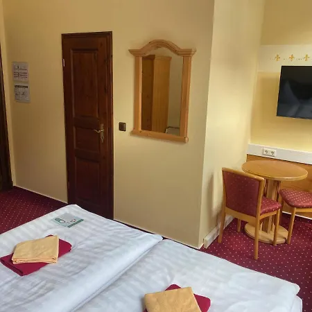 Garni Am Dippeplatz Penzion 3*