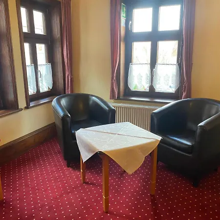 Garni Am Dippeplatz Guest house