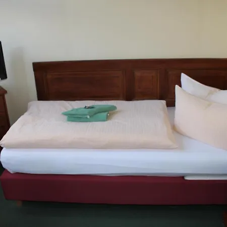 Garni Am Dippeplatz Guest house 3*